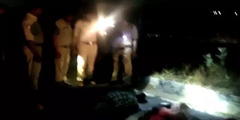 சிவராத்திரியையொட்டி கோயிலுக்கு சென்ற ஒரே குடும்பத்தைச் சேர்ந்த ஐவர் சாலை விபத்தில் பலி