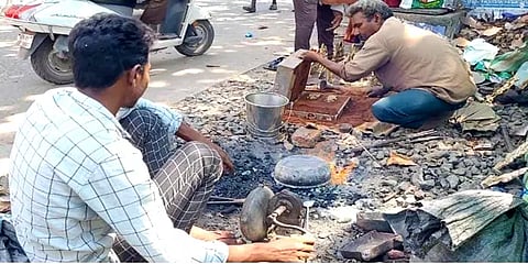 பித்தளையில் சாமி சிலைகள் செய்து தரும் இஸ்லாமிய குடும்பம்! எங்கே தெரியுமா?