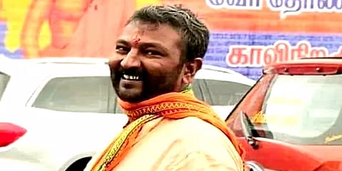 முதல்வர் குறித்து அவதூறு பரப்பியதாக புகார்: குஜராத்தில் இருந்த பாஜக பிரமுகர் கைது