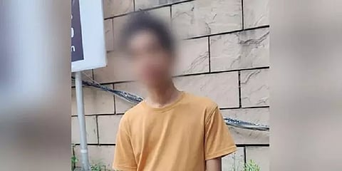 ”என்னால சமாளிக்க முடியல.. சாரி அம்மா” - தெலங்கானாவை உலுக்கிய மாணவனின் உருக்கமான கடிதம்