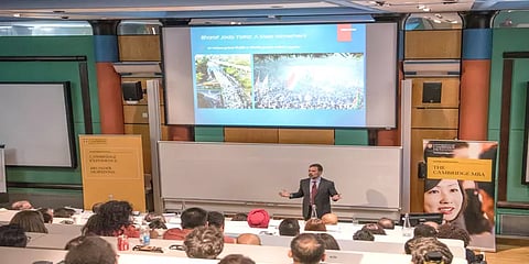 கேம்பிரிட்ஜ் பல்கலைக்கழகத்தில் ராகுல் காந்தி உரை: எதிர்ப்பும் ஆதரவும்!