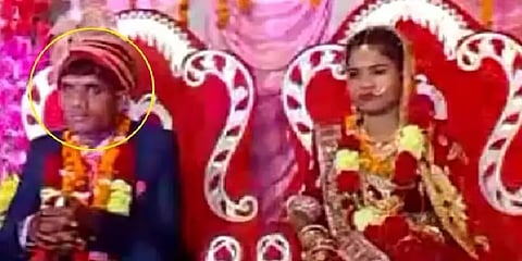 திருமண மேடையிலேயே சுருண்டு விழுந்து இறந்த மணமகன்.. காவு வாங்கிய DJ கச்சேரி!