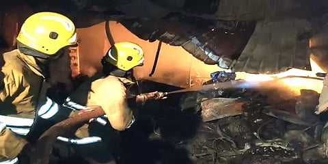 திருவள்ளூர்: பழைய பொருள்கள் விற்பனை கடையில் திடீரென ஏற்பட்ட தீ விபத்து