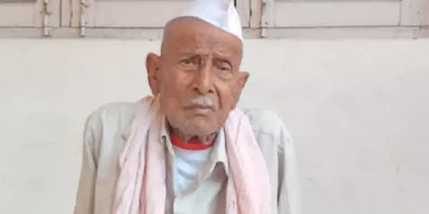 5 பிள்ளைகள் இருந்தும் ரூ.1.5 கோடி சொத்துக்களை உ.பி அரசுக்கு உயில் எழுதிய முதியவர்! காரணம்?