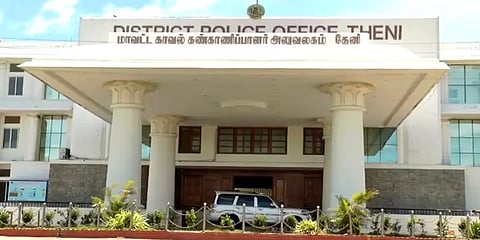 மாந்ரீகம் பலிக்க நிர்வாண பூஜை.. மொபைலில் படம் எடுத்து மிரட்டல் - இளம்பெண் அதிர்ச்சி புகார்