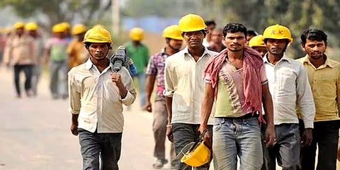 தமிழகத்தில் வடமாநிலத்தவர் தாக்கப்படுவதாக போலி வீடியோ வெளியிட்ட ஜார்க்கண்ட் இளைஞர் கைது