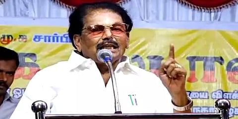 முதல்வர் ஓடுவதால்தான் நாங்களும் ஓடிக் கொண்டிருக்கிறோம் - கே.கே..எஸ்.எஸ்.ஆர்.ராமச்சந்திரன்