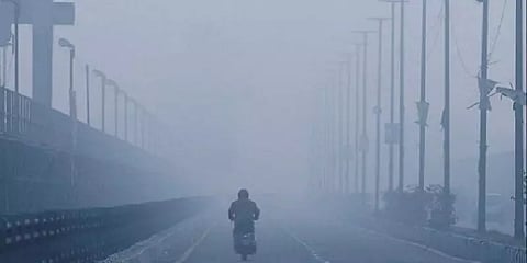 இரவானால் பனிப்பொழிவு.. பகலானால் கடும் வெயில்... - அவதிக்குள்ளாகும் சென்னைவாசிகள்!