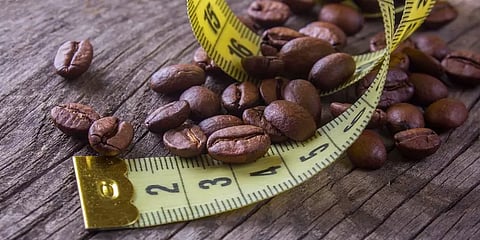 எடையை வேகமா குறைக்கணுமா? - அப்போ ஒரு கப் காபி குடிங்க!