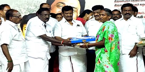 "இதற்கெல்லாம் முதல்வரின் திறமையே காரணம்" - புகழ்ந்து பேசிய அமைச்சர் நாசர்