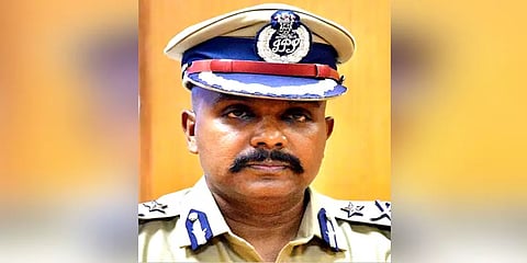 ”ஆயுதங்களுடன் போட்டோ வீடியோ வெளியிட்டால்..” - கோவை மாநகர காவல்துறை விடுத்த எச்சரிக்கை!