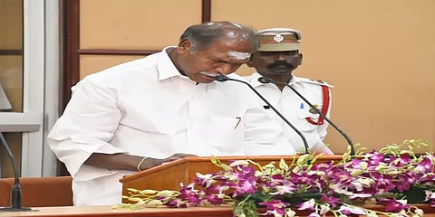 "அமைச்சர்களுக்கு அதிகாரமில்லை"-புதுவை பேரவையில் ஆளும், எதிர்க்கட்சி எம்.எல்.ஏக்கள் ஆவேசம்!