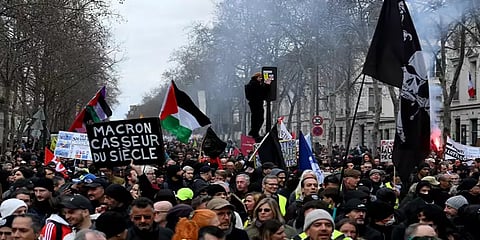 ஓய்வூதியத் திட்டத்திற்கு எதிராக மீண்டும் பிரான்ஸில் வெடித்த போராட்டம்!