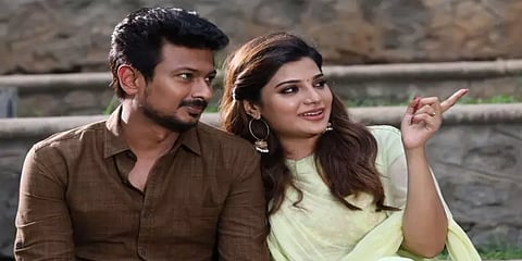 த்ரில்லர் கதையில் சாதித்தாரா உதயநிதி ஸ்டாலின்? - ‘கண்ணை நம்பாதே’ எப்படி இருக்கு?