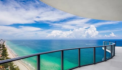 Breath taking view | Sunny Isle Beach