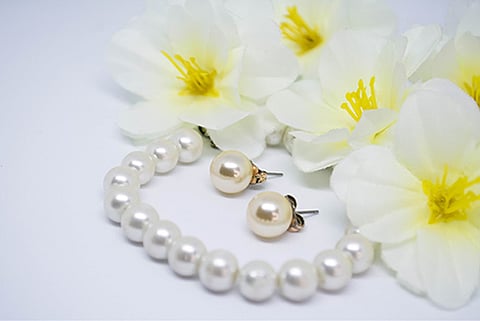 Pearl Earrings: A Symbol of Sophistication and Style