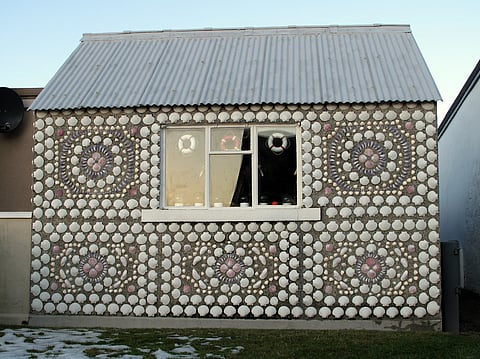 Luxuriously Decorated Shed? Why Not!