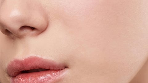 Explore the Key Differences Between Open and Closed Rhinoplasty: A Comprehensive Guide for Patients Considering Luxury Cosmetic Surgery