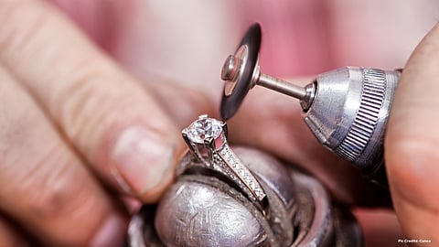 Lab-Created Diamond Engagement Rings
