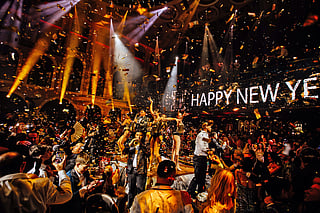 Queen NYE 2024 The Golden Majesty Ball