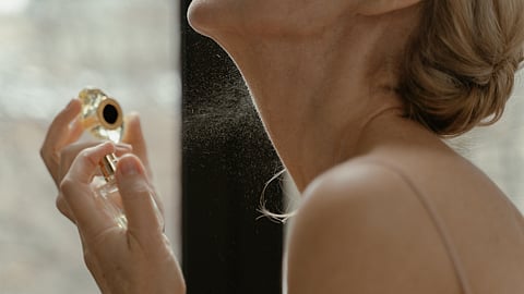 Irresistibly You: The Elegance of Bespoke Pheromone Perfumes