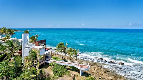 Wide View of 70 Breñas Estate Beside the Beach and Ocean