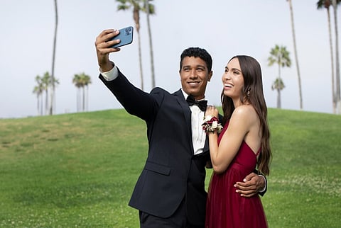 DIY Photo Stations: The Secret Weapon for Gathering Wedding Pictures