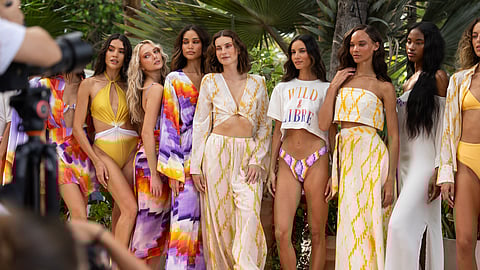 Models wearing SIGAL