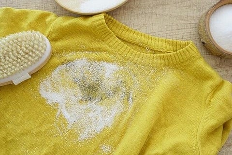 Why Soft Water Causes White Residue on Clothes After Washing