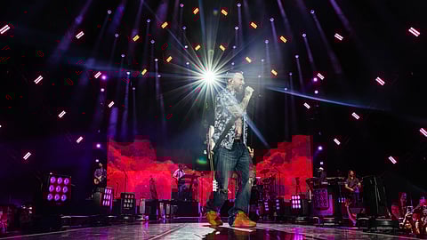 Adam Levine Maroon 5 New Year's Eve Gala Dinner