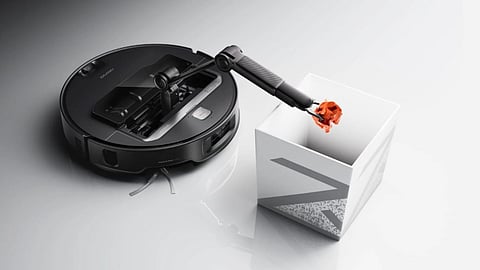 The flagship Saros Z70 boasts a foldable OmniGrip robotic arm