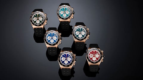 BR NFL Groupshot Super Chronomat Gold