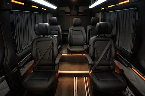 Budgeting and Comfort for Professional Group Transport Solutions