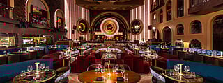 Queen Miami Beach's main dining room atmosphere