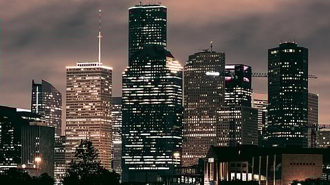 When Is the Best Time of Year to Move to Houston?