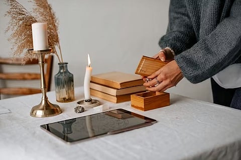 Elevated Gifting: Handcrafted Wooden Treasures for a Sophisticated Lifestyle