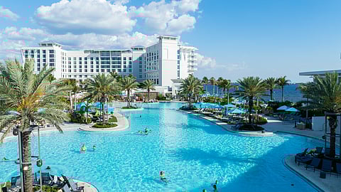 Sunsuites™Villas_Reflections Pool