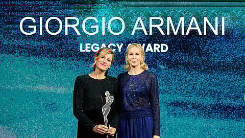 Anoushka Borghesi and Kelly Rutherford present the Giorgio Armani legacy award