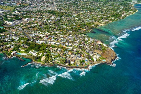 The coastline of Honolulu, Hawaii