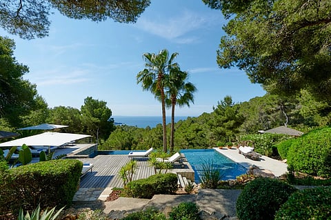 a luxurious 7-bedroom villa