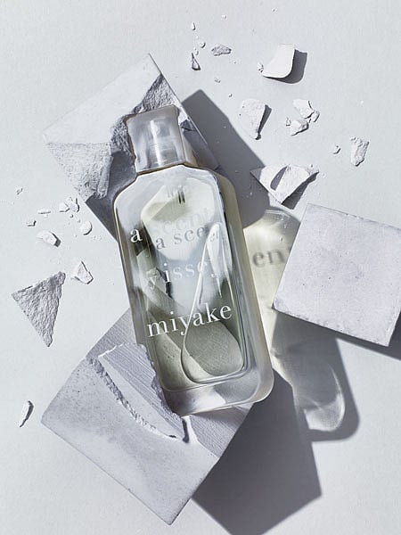 BREAKING THROUGH: THESE SCENTS MAKE SENSE