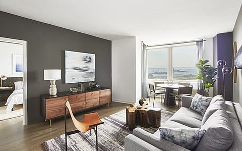 90 COLUMBUS: Modern Amenities, Dynamic Neighborthoods and Dramatic Views