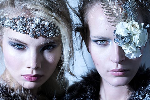 SNOW QUEEN – SPARKLING HOLIDAY BEAUTY