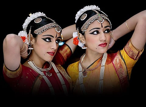 RIYA & SARA KAPOOR PERFORMS “A BRIDGE TOGETHER”