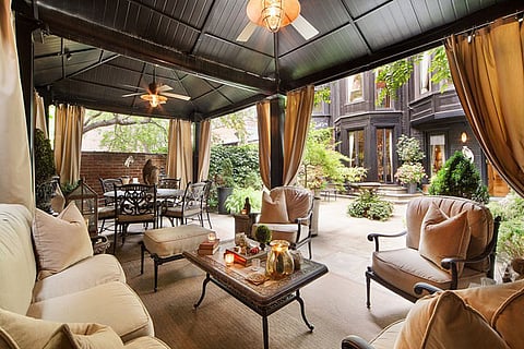 NY SUPERSTAR BROKERS LIST CELEBRITY UES HOME