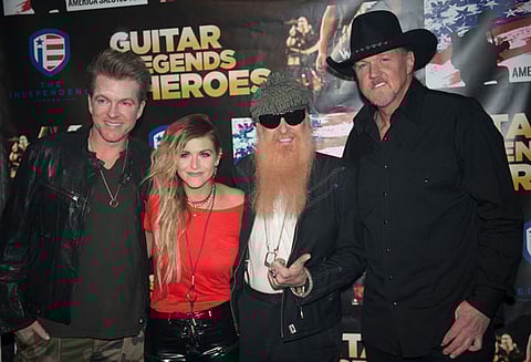 WALL STREET ROCKS: GUITAR LEGENDS FOR HEROES