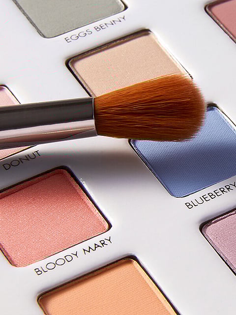 TAN THIS SUMMER WITH LORAC LOS ANGELES