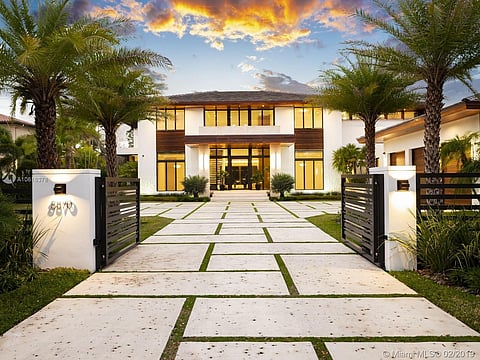 Breathtaking Tropical Modern Brand-New Estate in Prestigious Stritter Estates