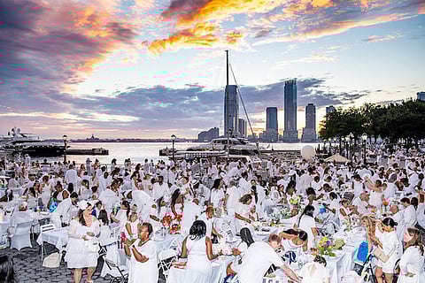 Diner en Blanc Returned to NYC to celebrate their 10th Anniversary at Brookfield Place