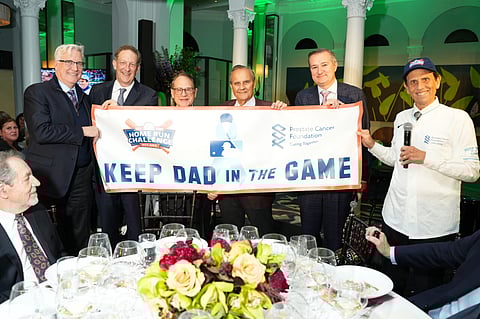 NOVEMBER 16: Mark Walter, Larry Baer, Jerry Reinsdorf, Joe Torre, Thomas Ricketts and Michael Milken attend 2022/11/dinner-at-daniel-benefitting-the-prostate-cancer-foundation-pcf/FX5u0JpEPg on November 16, 2022. (Photo by Jared Siskin/PMC/PMC) *** Local Caption *** Mark Walter;Larry Baer;Jerry Reinsdorf;Joe Torre;Thomas Ricketts;Michael Milken